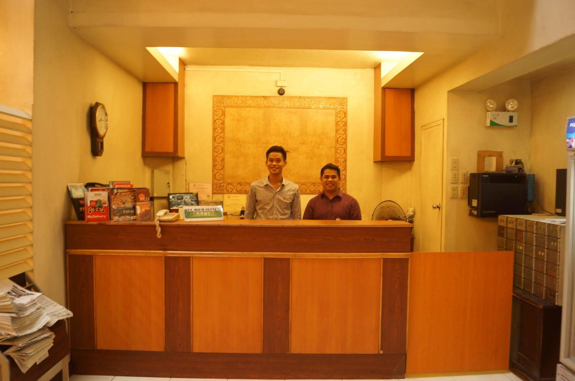 El Rico Suites Makati City Exterior foto